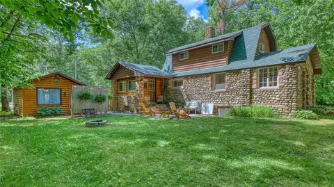 7709 N Lake Ave, Hayward, WI 54843