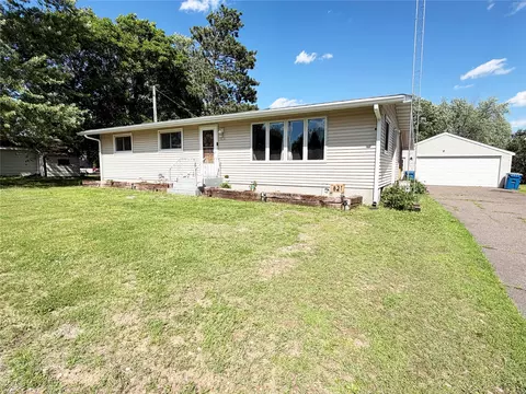 821 Manwaring Ave, Rice Lake, WI 54868