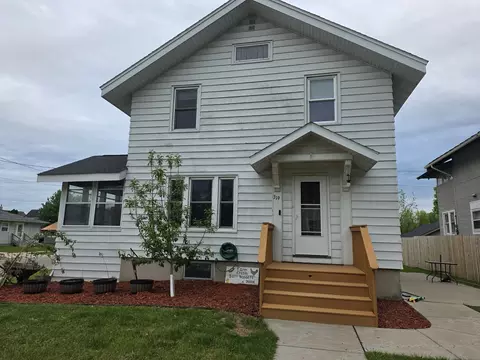 319 E Main St, Sparta, WI 54656
