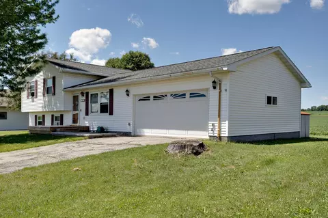 203 Hart St, Melrose, WI 54642