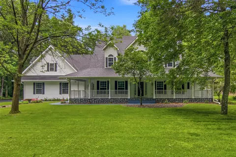 5640 Wild Rose Ln, Eau Claire, WI 54701