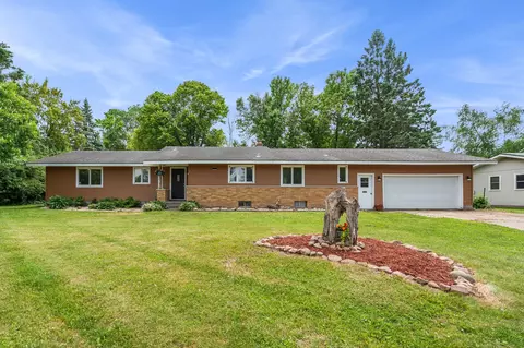 628 E Wisconsin Ave, Barron, WI 54812