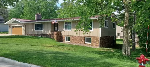 1121 E Laneville Ave, Durand, WI 54736