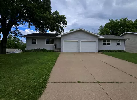 120 124 Poeden Pl, Mondovi, WI 54755