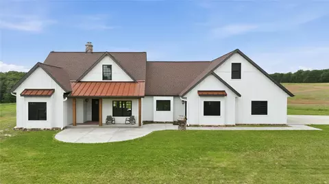 29921 40th Ave, Cadott, WI 54727