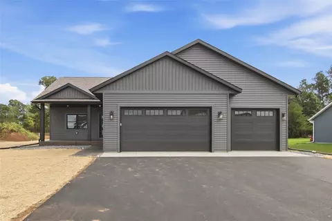 3647 114th St, Chippewa Falls, WI 54729