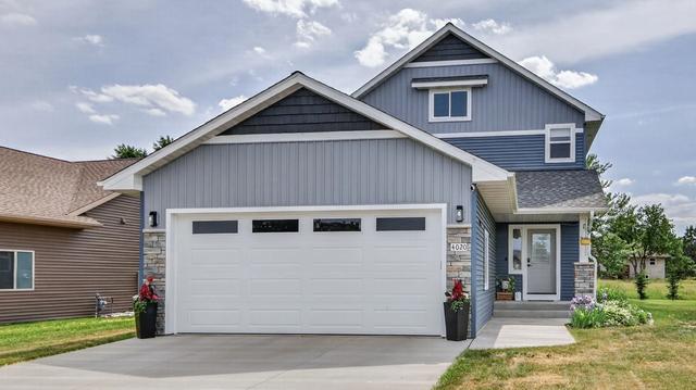 4020 John Hart Pl, Eau Claire, WI 54703