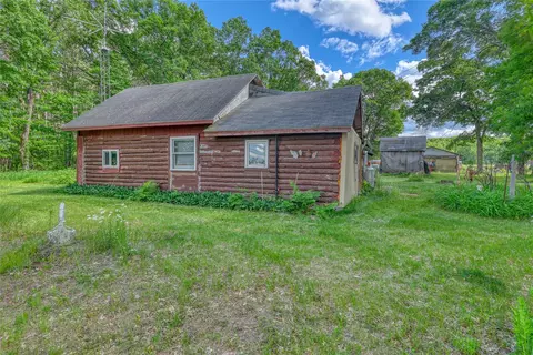 8009 W Fox Rd, Spooner, WI 54801