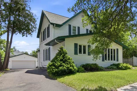 28 W Stout St, Rice Lake, WI 54868