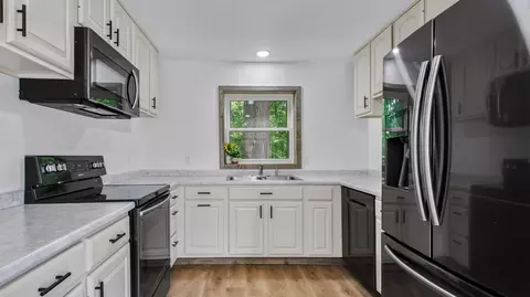 Kitchen - 809 South St, Cornell, WI 54732 photo 2 of 2