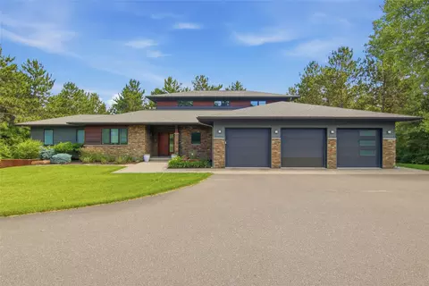 4280 Talmadge Rd, Eau Claire, WI 54701