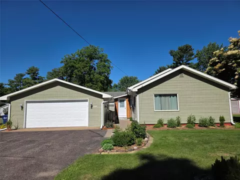 1517 3rd St, Chetek, WI 54728