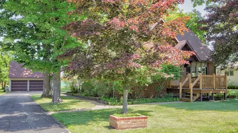 415 E Stanley St, Thorp, WI 54771 photo 2