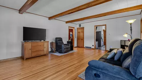 415 E Stanley St, Thorp, WI 54771 photo 7
