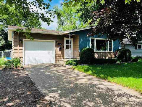 2706 Sherman St, Eau Claire, WI 54701