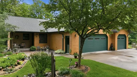 14975 360th St, Stanley, WI 54768