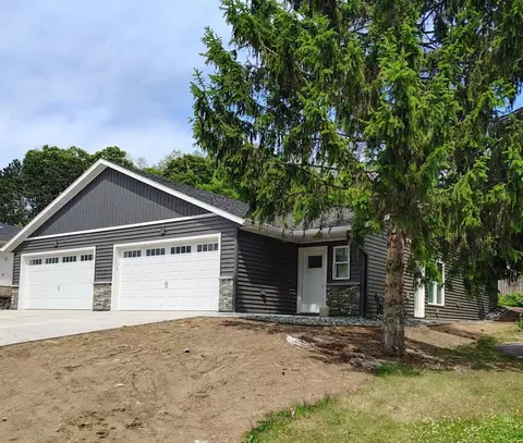 1321 Carpenter Ave, Eau Claire, WI 54703