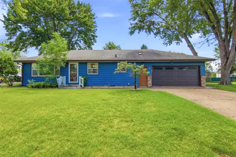 3027 Saturn Ave, Eau Claire, WI 54703