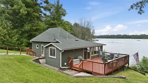 887 23 1516 St # A, Chetek, WI 54728