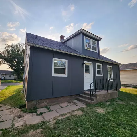 1031 Nunn Ave, Rice Lake, WI 54868