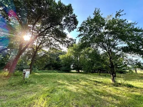 1438 Pleasant Hill Rd, Eau Claire, WI 54703