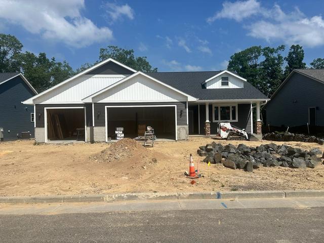 1173 Craven Ct, Eau Claire, WI 54703