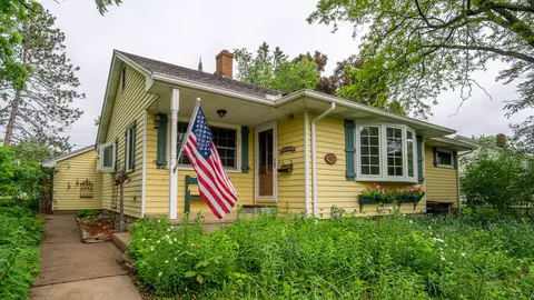 422 W Central St, Chippewa Falls, WI 54729