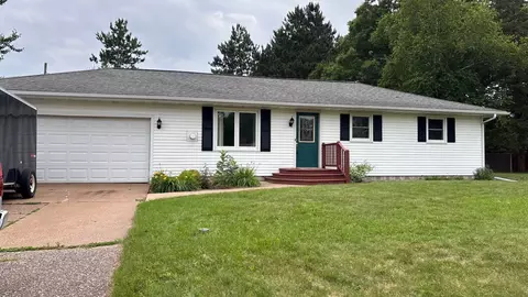 1420 Kernan Ct, Eau Claire, WI 54703