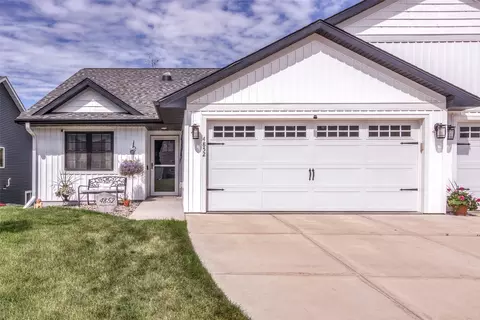 4852 Waylon St, Eau Claire, WI 54703