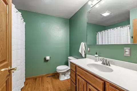 Bath - 26240 W 3rd Ave, Eleva, WI 54738 photo 3 of 4
