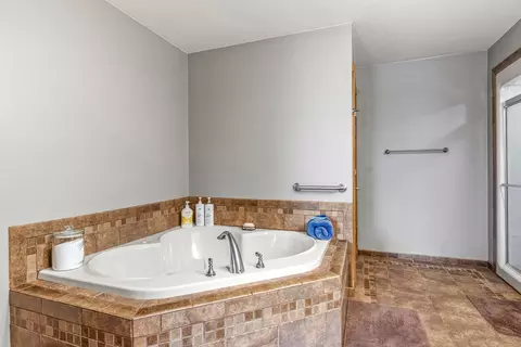 Bath - 26240 W 3rd Ave, Eleva, WI 54738 photo 2 of 4
