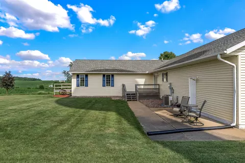 Exterior - 26240 W 3rd Ave, Eleva, WI 54738 photo 9 of 17