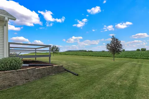 Exterior - 26240 W 3rd Ave, Eleva, WI 54738 photo 17 of 17