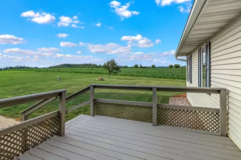 Exterior - 26240 W 3rd Ave, Eleva, WI 54738 photo 7 of 17