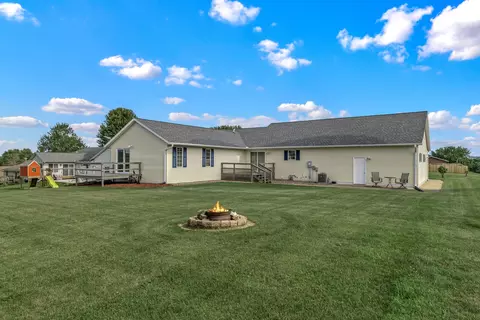 Exterior - 26240 W 3rd Ave, Eleva, WI 54738 photo 13 of 17