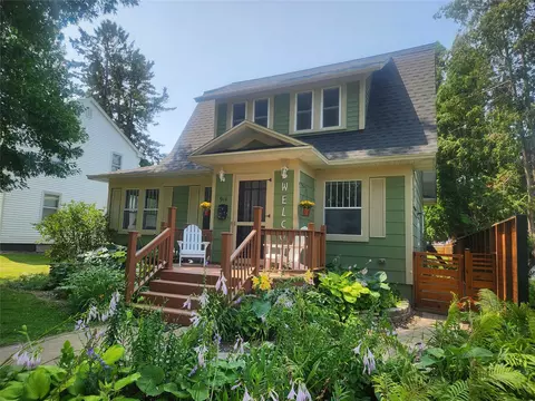 914 N Main St, Rice Lake, WI 54868