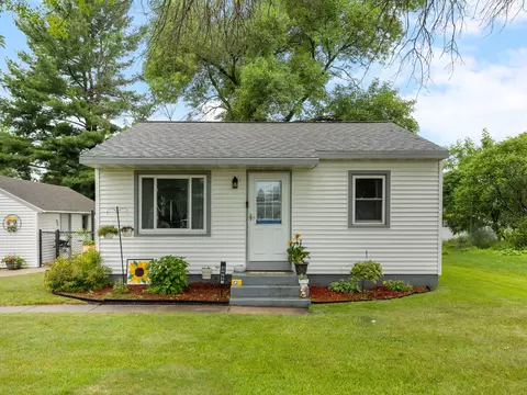 3228 Mars Ave, Eau Claire, WI 54703
