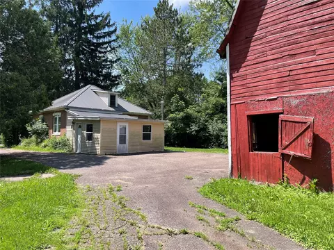 Exterior - 805 E Clover St, Withee, WI 54498 photo 4 of 7