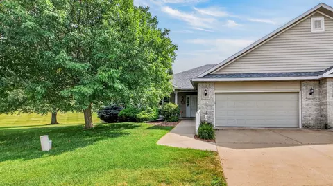 4108 Wild Ridge Ct, Eau Claire, WI 54703