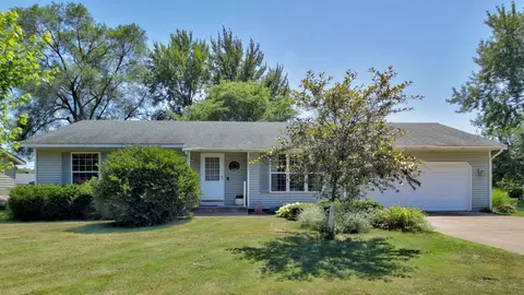 3231 Lotus St, Eau Claire, WI 54703