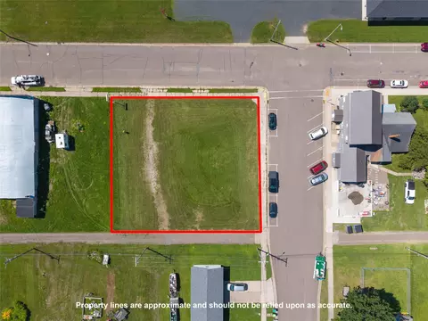 205 E 1st Ave, Stanley, WI 54768 photo 5