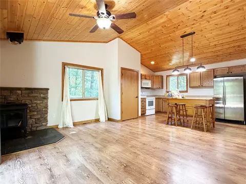 Living - 2024 9 34 Ave, Cameron, WI 54822 photo 2 of 5