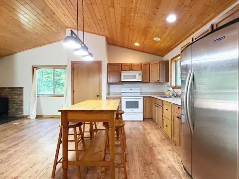 Kitchen - 2024 9 34 Ave, Cameron, WI 54822 photo 2 of 2