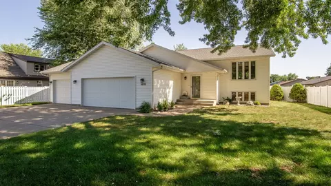 1811 Mitscher Ave, Eau Claire, WI 54701