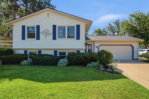 3417 Locust Ln, Eau Claire, WI 54703