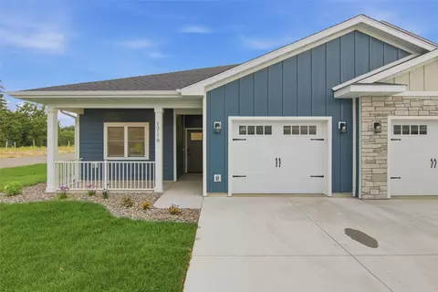 1716 Whitetail Way, Altoona, WI 54720