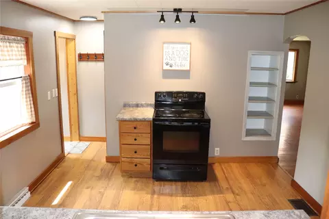 Entry Way - s5315 Sd Court, Augusta, WI 54722 photo 1 of 1