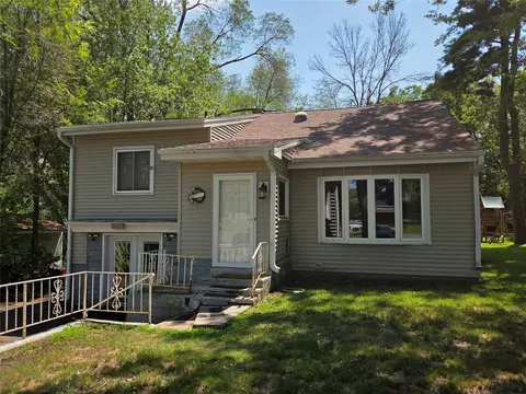 1515 Hillsdale Rd, Eau Claire, WI 54703