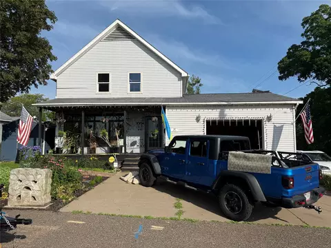 142 Lake St, Amery, WI 54001