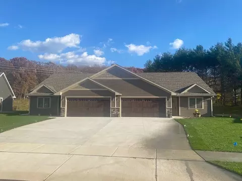 4971 Maple Leaf Path, Eau Claire, WI 54703 photo 1